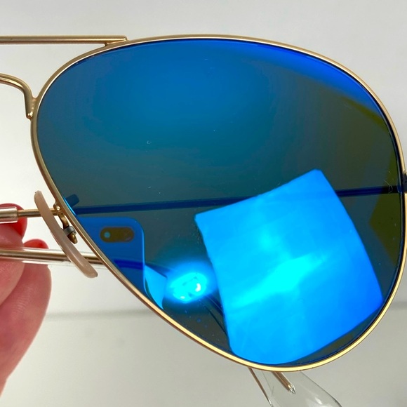 RAY BAN RB3025 Polarized Large Aviator Sunglasses Gold with Blue Lenses - Picture 10 of 16